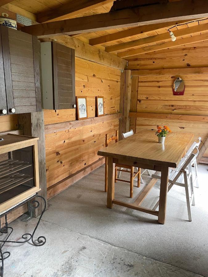Les Cabanes Du Vigne Molandier Екстер'єр фото